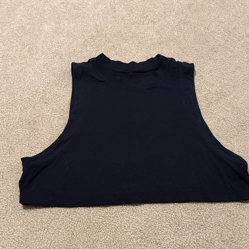 Lululemon size small black cropped tank top in like new condition